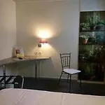 Angoulême Hotel 2*