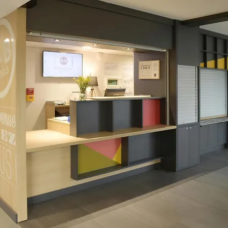 Angouleme Hotel 2*