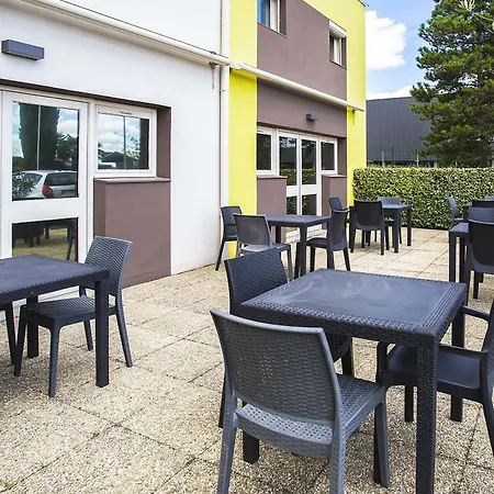 Angoulême Hotel 2*