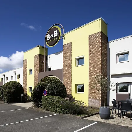 Hotel Angouleme 2*