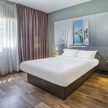 Hotel Angoulême 2*